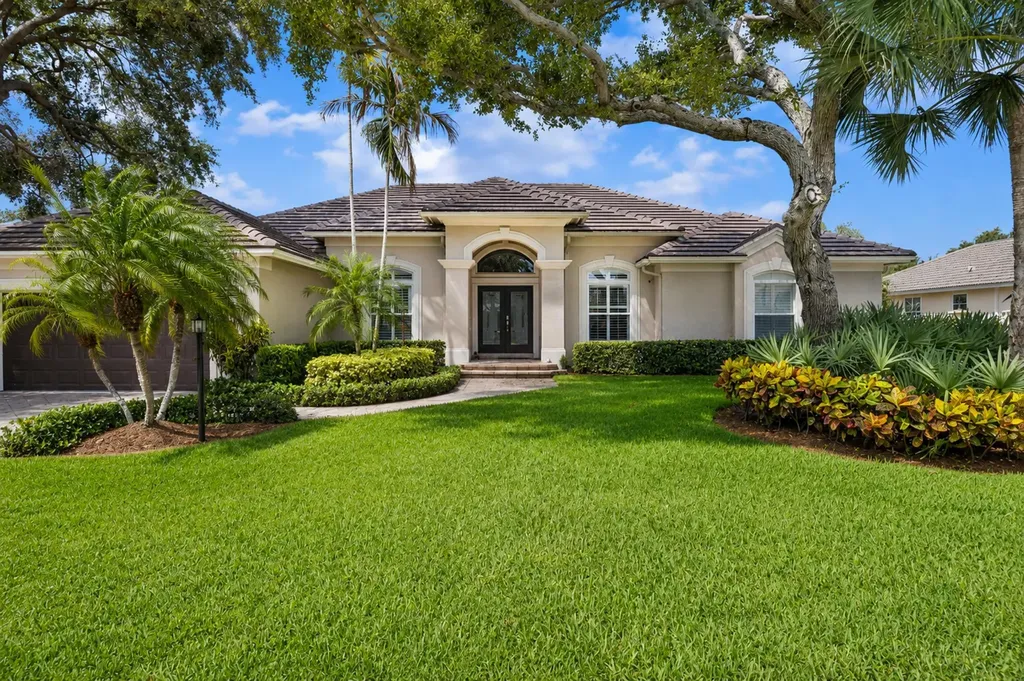 Jupiter FL, 19044 SE Jupiter River Drive
