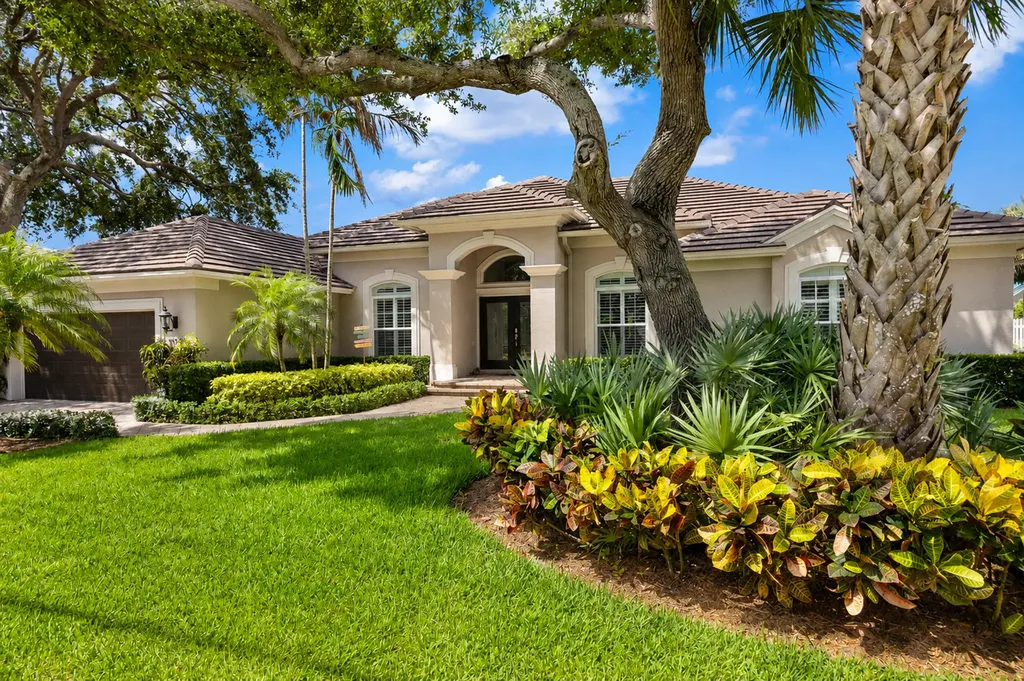 19044 SE Jupiter River Drive Jupiter FL 33458