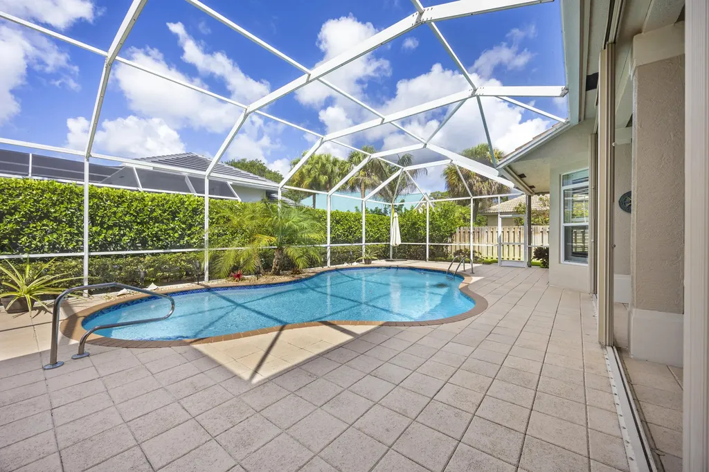 19044 SE Jupiter River Drive Jupiter FL 33458