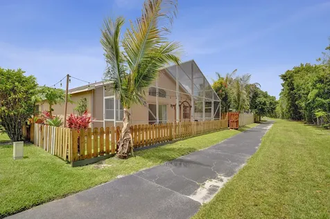 6817 Barnwell Drive Boynton Beach FL 33437