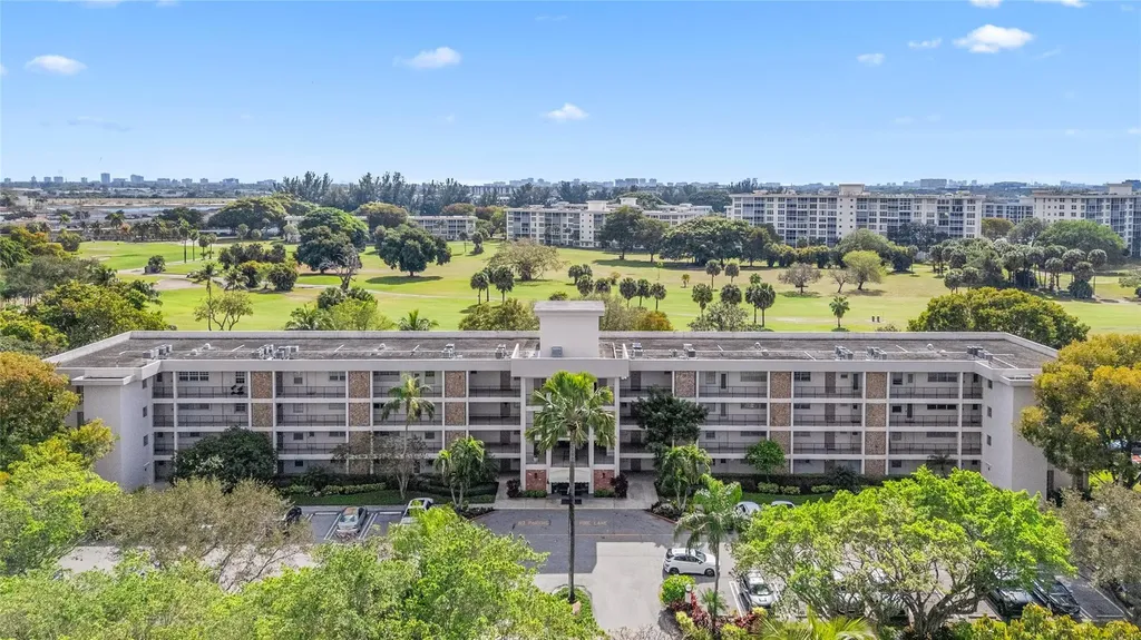 2800 N Palm Aire Drive Pompano Beach FL 33069