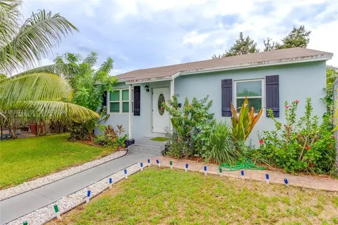 322 N C Street Lake Worth Beach FL 33460