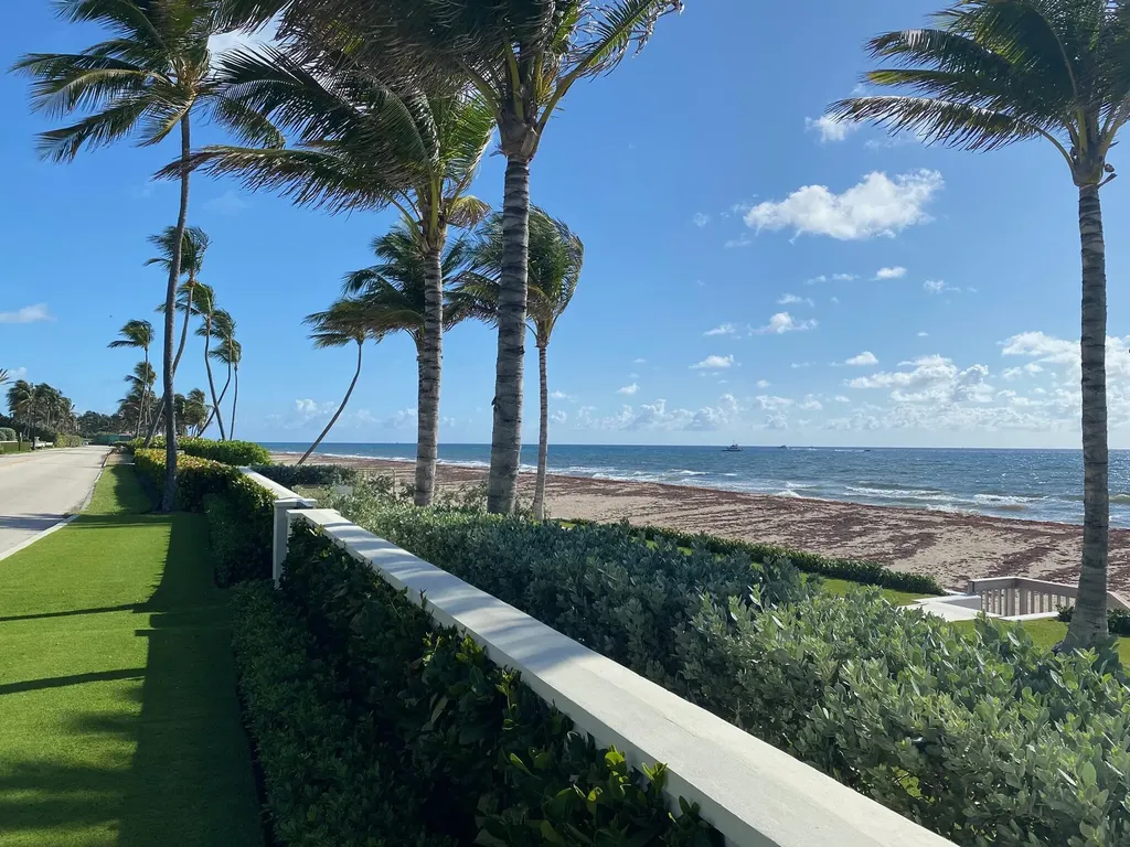 109 Via Vizcaya Palm Beach FL 33480