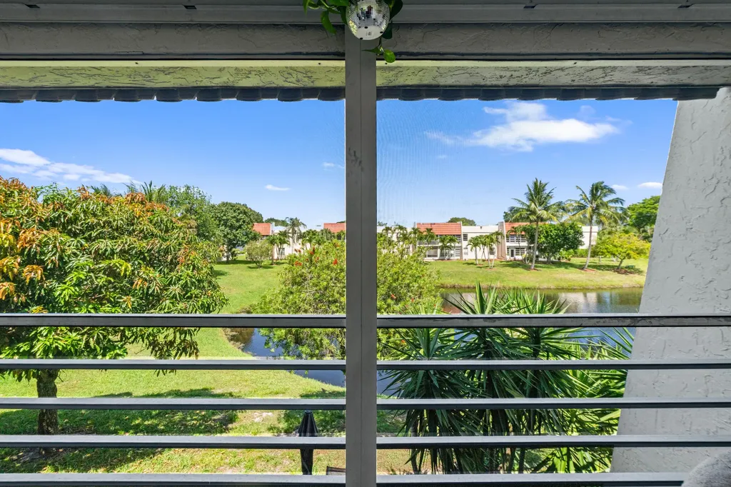 2700 Fiore Way Delray Beach FL 33445