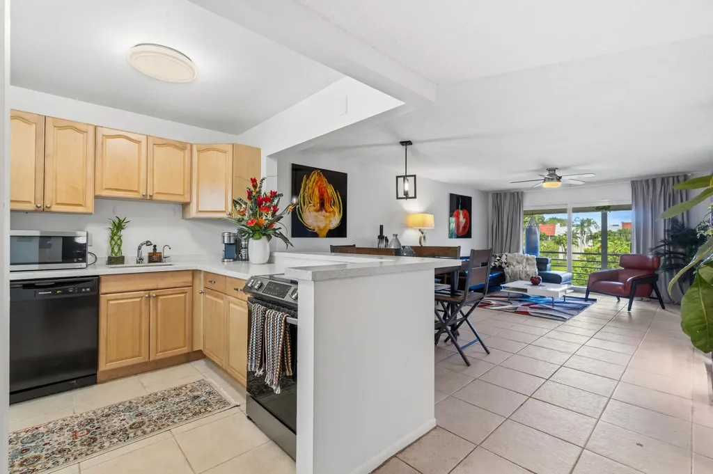 2700 Fiore Way Delray Beach FL 33445