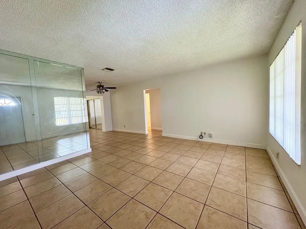 4603 NW 49th Street Tamarac FL 33319