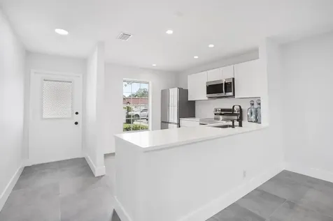 737 Nantucket Circle Lake Worth FL 33467