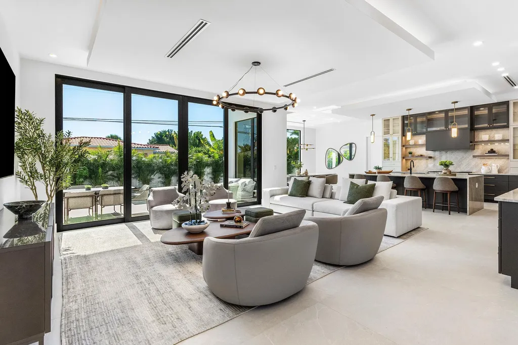 435 NE 15th Terrace Boca Raton FL 33432
