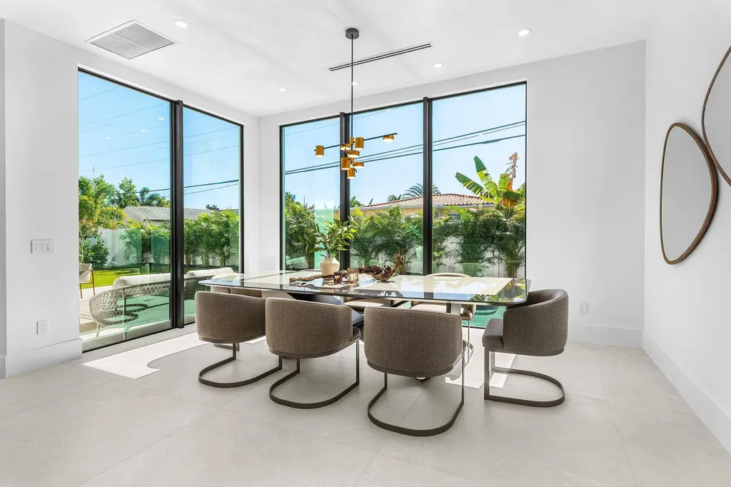 435 NE 15th Terrace Boca Raton FL 33432