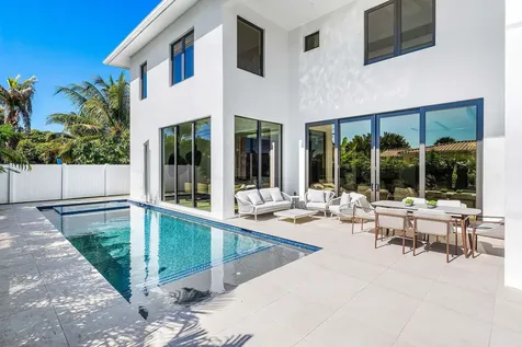 435 NE 15th Terrace Boca Raton FL 33432