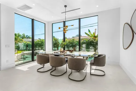 435 NE 15th Terrace Boca Raton FL 33432