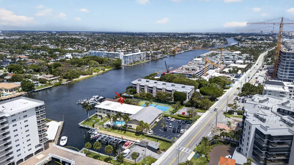 1166 Hillsboro Hillsboro Beach FL 33062