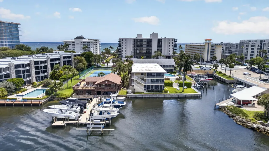 1166 Hillsboro Hillsboro Beach FL 33062