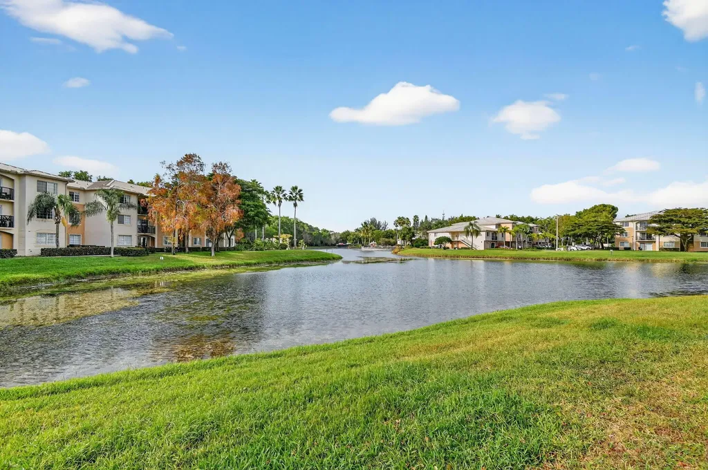 600 Crestwood Court N Royal Palm Beach FL 33411