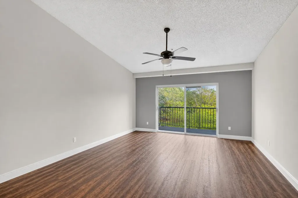 600 Crestwood Court N Royal Palm Beach FL 33411