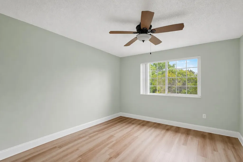 600 Crestwood Court N Royal Palm Beach FL 33411
