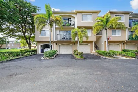 600 Crestwood Court N Royal Palm Beach FL 33411