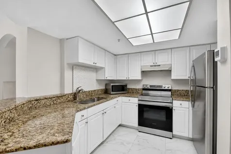 600 Crestwood Court N Royal Palm Beach FL 33411