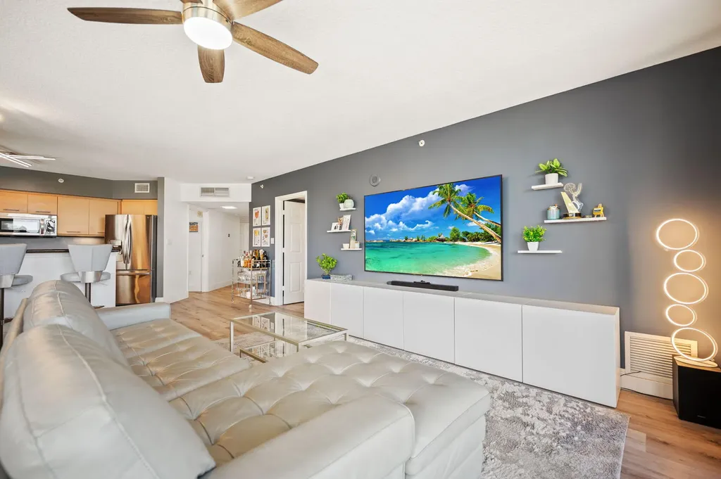 2001 N Ocean Boulevard Fort Lauderdale FL 33305