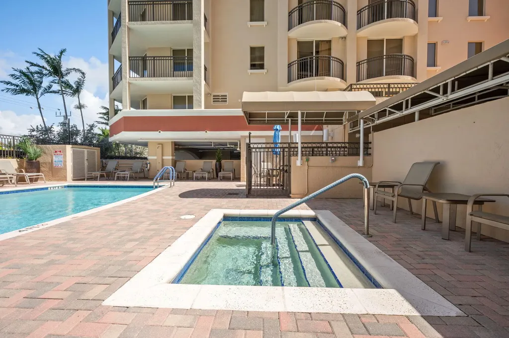 2001 N Ocean Boulevard Fort Lauderdale FL 33305