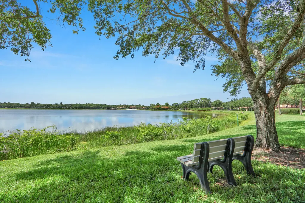 196 Evergrene Parkway Palm Beach Gardens FL 33410