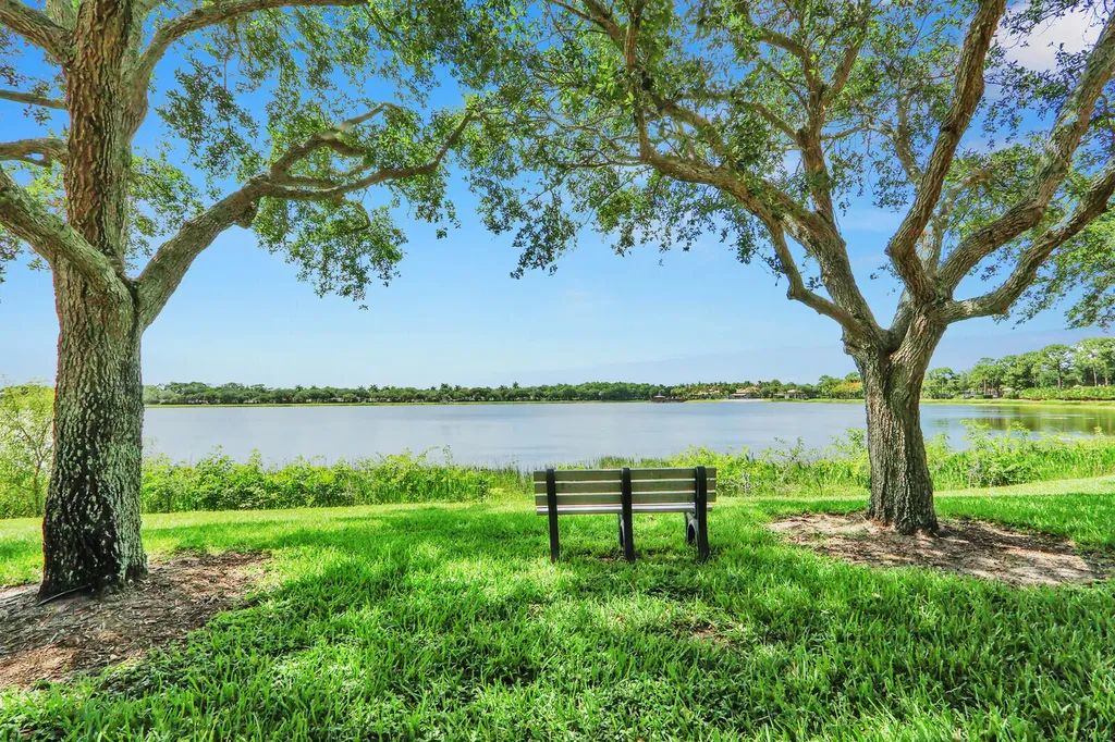 196 Evergrene Parkway Palm Beach Gardens FL 33410