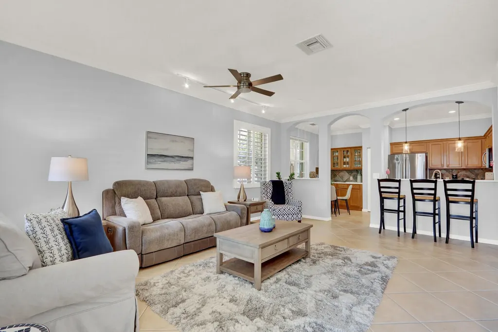 196 Evergrene Parkway Palm Beach Gardens FL 33410