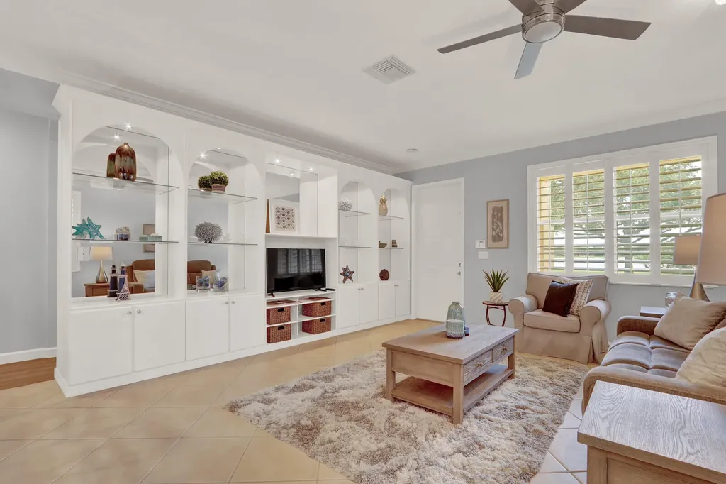 196 Evergrene Parkway Palm Beach Gardens FL 33410