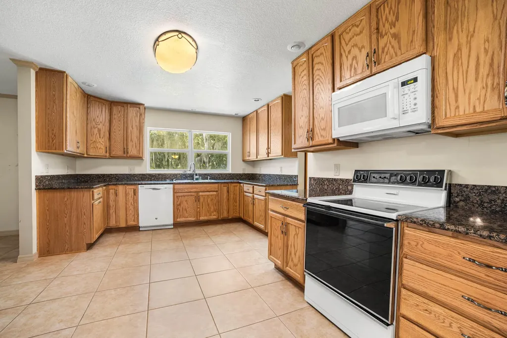 409 SW 15th Street Okeechobee FL 34974