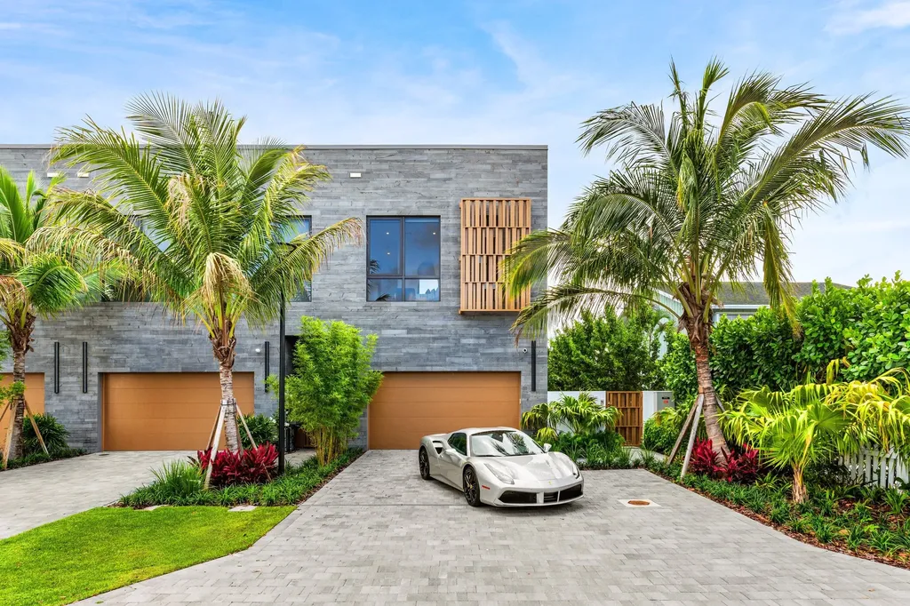 917 NE 8th Avenue Delray Beach FL 33483