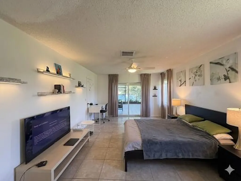 2554 SW 23rd Cranbrook Drive Boynton Beach FL 33436