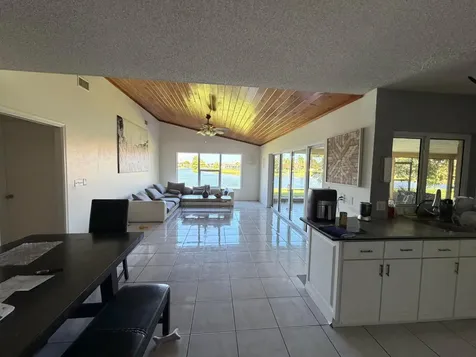 2554 SW 23rd Cranbrook Drive Boynton Beach FL 33436