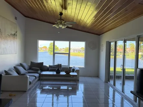 2554 SW 23rd Cranbrook Drive Boynton Beach FL 33436