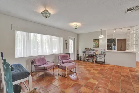 3560 Lloyd Drive Oakland Park FL 33309