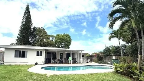 3560 Lloyd Drive Oakland Park FL 33309