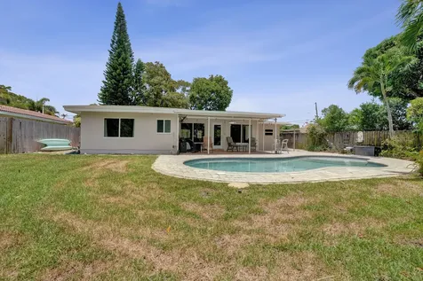 3560 Lloyd Drive Oakland Park FL 33309