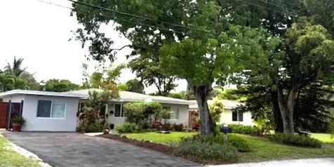 3560 Lloyd Drive Oakland Park FL 33309