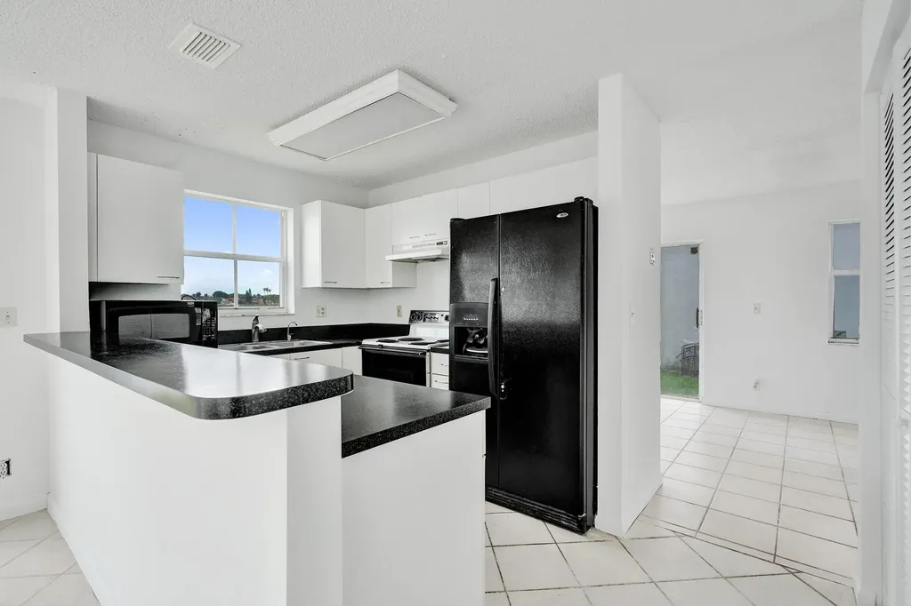 6733 Bayfront Drive Margate FL 33063