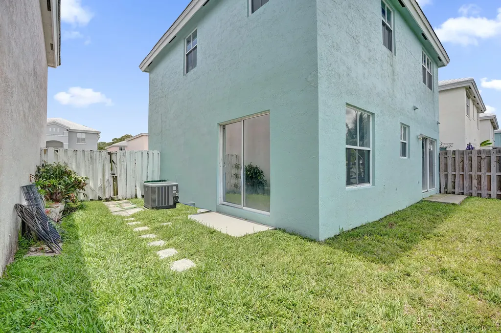 6733 Bayfront Drive Margate FL 33063