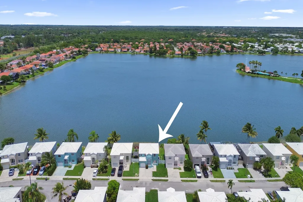6733 Bayfront Drive Margate FL 33063
