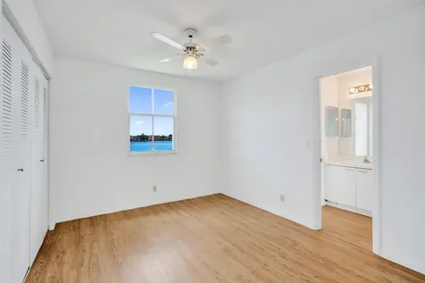 6733 Bayfront Drive Margate FL 33063