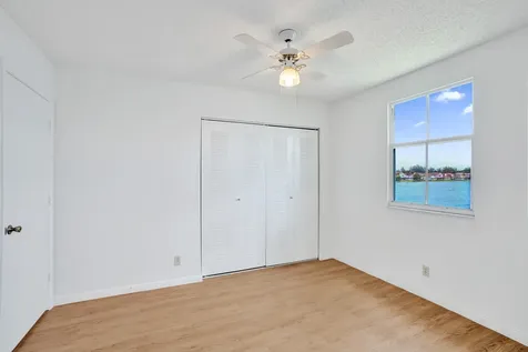 6733 Bayfront Drive Margate FL 33063