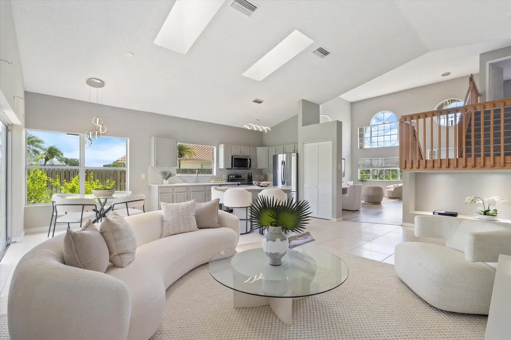 8593 Windy Circle Boynton Beach FL 33472