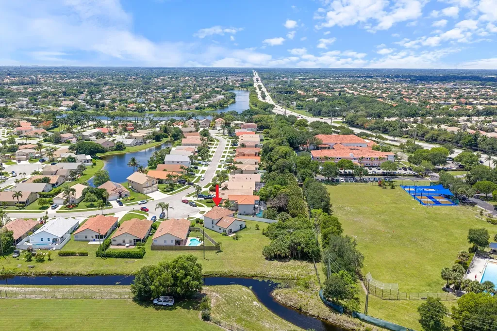 8593 Windy Circle Boynton Beach FL 33472