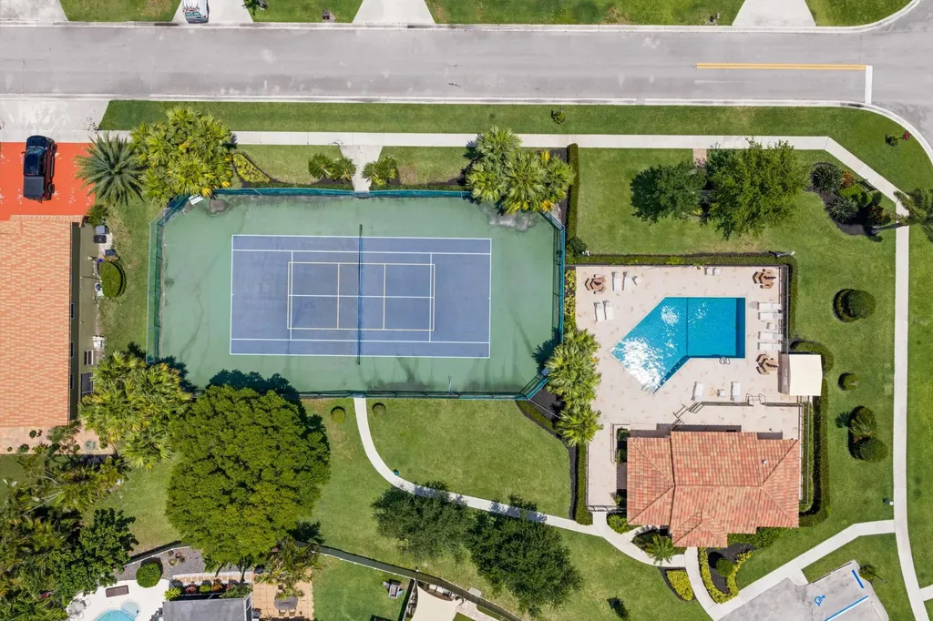 8593 Windy Circle Boynton Beach FL 33472