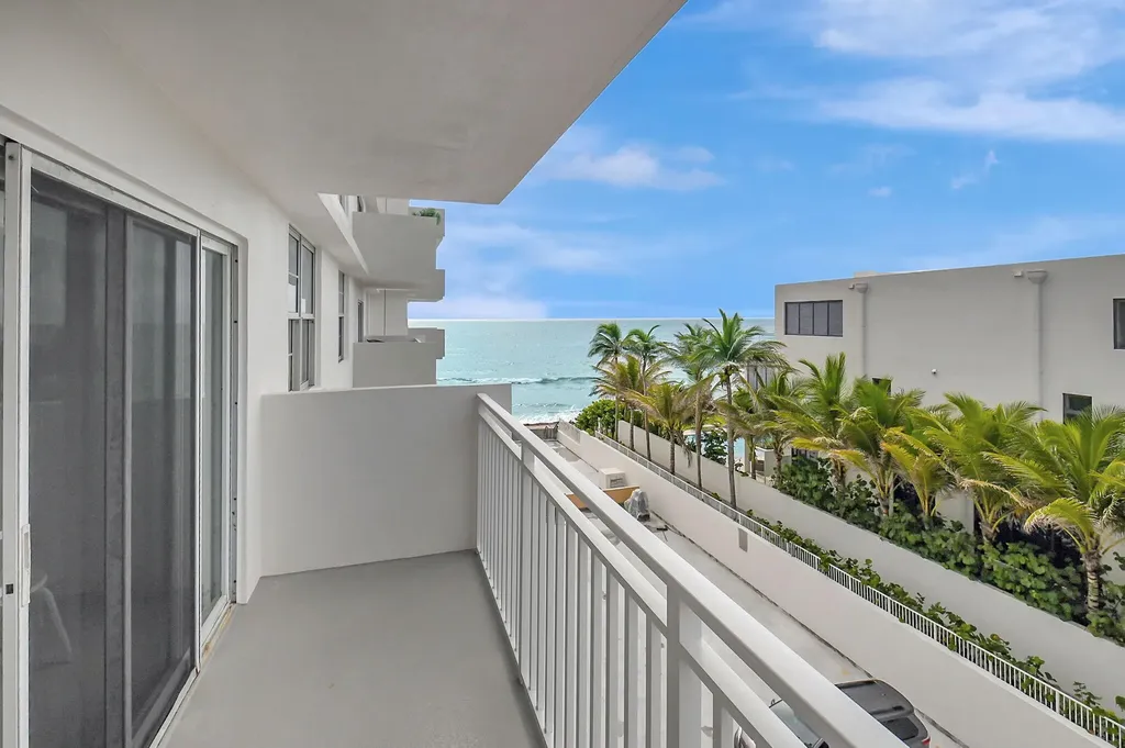 4511 S Ocean Boulevard Highland Beach FL 33487