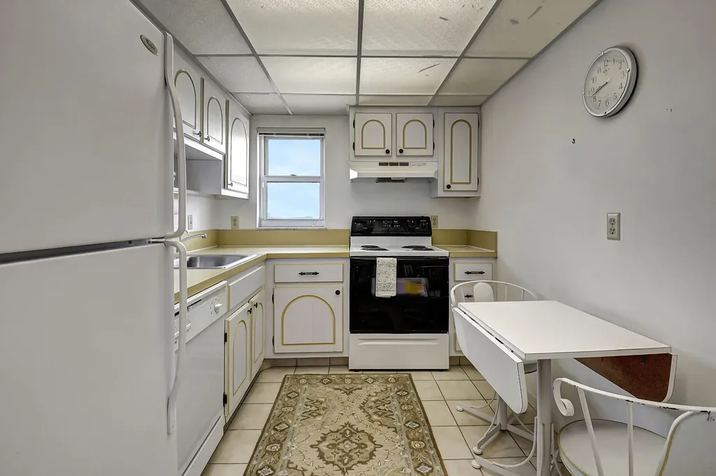 4511 S Ocean Boulevard Highland Beach FL 33487