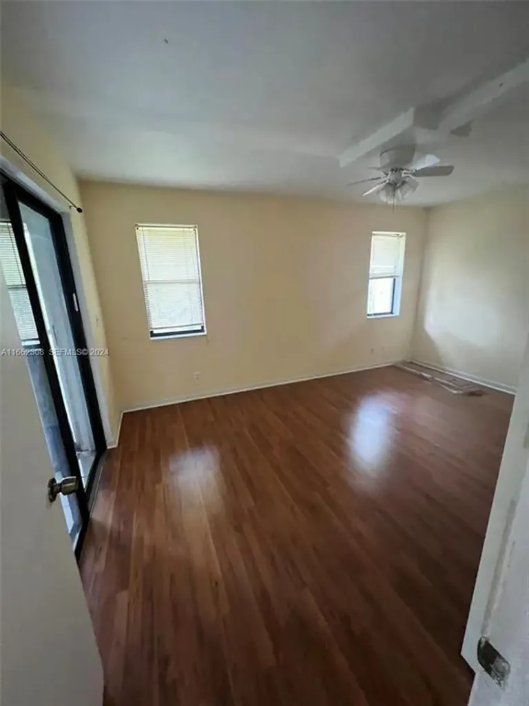 8773 Shadow Wood Boulevard Coral Springs FL 33071