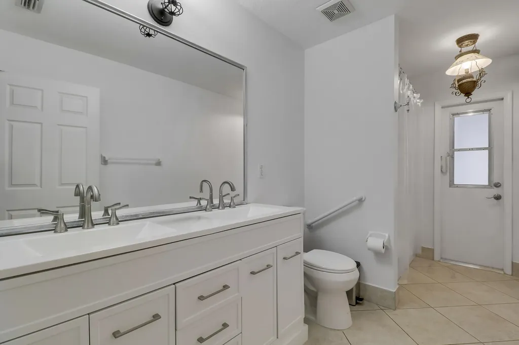 7160 Brickyard Circle Lake Worth FL 33467