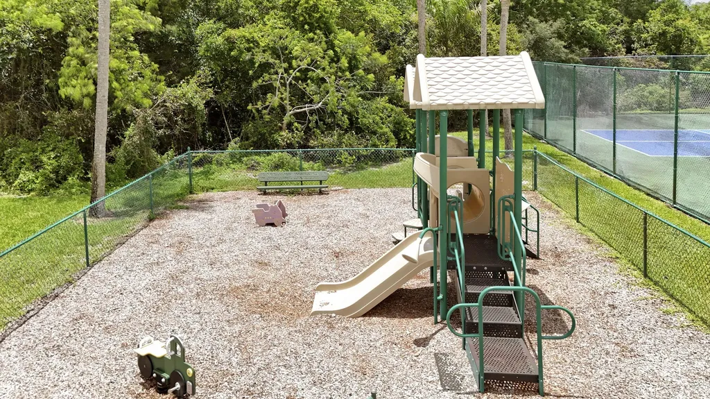 7160 Brickyard Circle Lake Worth FL 33467